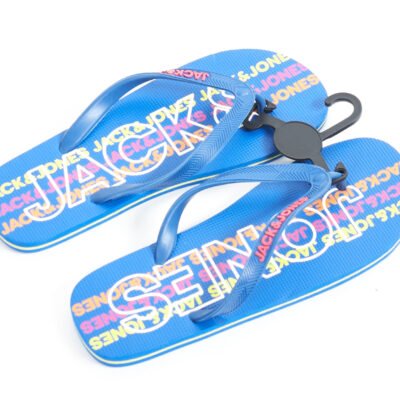 striukės vyrams džinsai vyrams marškiniai kostiumai išparduotuvė didmeninė prekyba pigūs rūbai drabužiai stock clothes wholesale outlet jack and jones