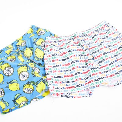 striukės vyrams džinsai vyrams marškiniai kostiumai išparduotuvė didmeninė prekyba pigūs rūbai drabužiai stock clothes wholesale outlet jack and jones