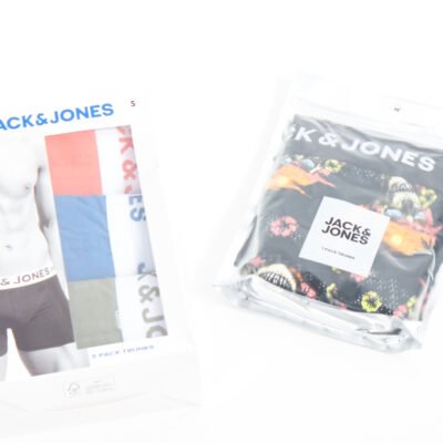 striukės vyrams džinsai vyrams marškiniai kostiumai išparduotuvė didmeninė prekyba pigūs rūbai drabužiai stock clothes wholesale outlet jack and jones