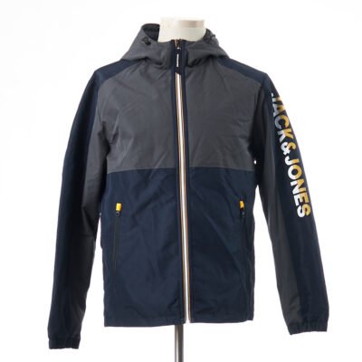 striukės vyrams džinsai vyrams marškiniai kostiumai išparduotuvė didmeninė prekyba pigūs rūbai drabužiai stock clothes wholesale outlet jack and jones