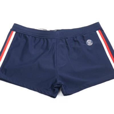 striukės vyrams džinsai vyrams marškiniai kostiumai išparduotuvė didmeninė prekyba pigūs rūbai drabužiai stock clothes wholesale outlet jack and jones