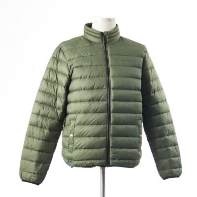 striukės vyrams vasarinės striukės lengvos striukės firminiai rūbai drabužiai vyrams išparduotuvė didmeninė prekyba pigūs rūbai drabužiai stock clothes wholesale outlet Richmond