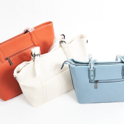 Pierre Cardin rankinės moterims mados aksesuarai firminiai aksesuarai išparduotuvė didmeninė prekyba pigūs rūbai drabužiai stock clothes wholesale outlet kuprinės moterims