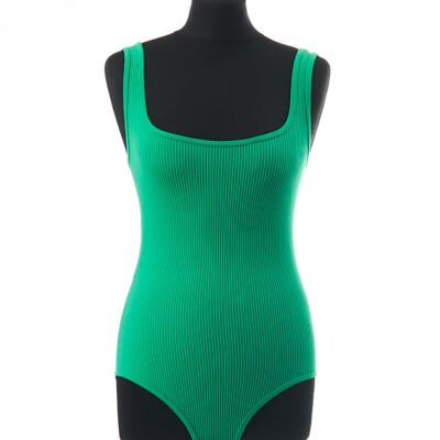 Reserved suknelės moterims marškiniai moterims kelnės moterims striukės moterims drabužiai internetu lietpaltis palaidinė moterims išparduotuvė didmeninė prekyba pigūs rūbai drabužiai stock clothes wholesale outlet