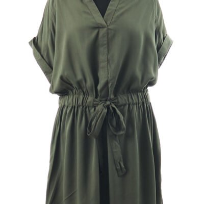 Reserved suknelės moterims marškiniai moterims kelnės moterims striukės moterims drabužiai internetu lietpaltis palaidinė moterims išparduotuvė didmeninė prekyba pigūs rūbai drabužiai stock clothes wholesale outlet