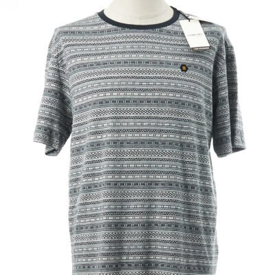 No Excess vyriški marškinėliai madingi drabužiai vyrams išparduotuvė didmeninė prekyba pigūs rūbai drabužiai stock clothes wholesale outlet