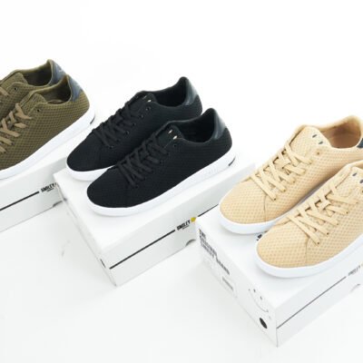 Smiley sportiniai batai kedai kokybiški batai vasariniai batai madingi batai išparduotuvė didmeninė prekyba pigūs rūbai drabužiai stock clothes wholesale outlet