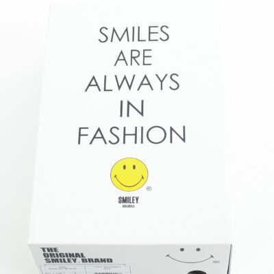 Smiley sportiniai batai kedai kokybiški batai vasariniai batai madingi batai išparduotuvė didmeninė prekyba pigūs rūbai drabužiai stock clothes wholesale outlet