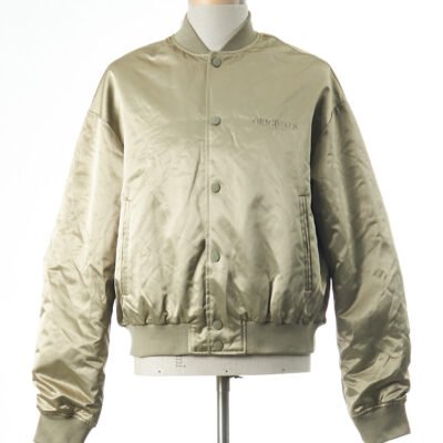 Jack&Jones Only&Sons megztiniai džinsai marškiniai vyrams sportiniai kostiumai vyriški drabužiai išparduotuvė didmeninė prekyba pigūs rūbai drabužiai stock clothes wholesale outlet