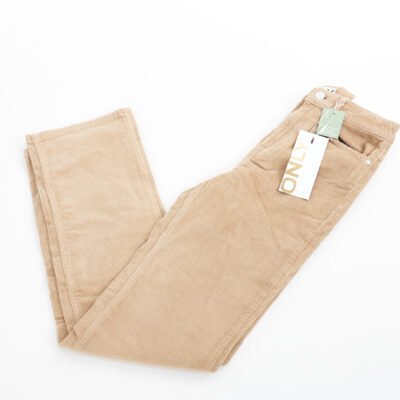 Only striukė moterims džinsai kelnės paltas megztiniai suknelės drabužiai išparduotuvė didmeninė prekyba pigūs rūbai stock clothes wholesale outlet