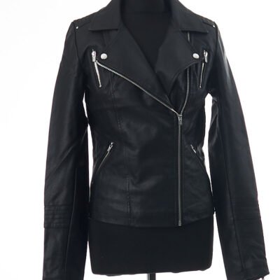 Only striukė moterims džinsai kelnės paltas megztiniai suknelės drabužiai išparduotuvė didmeninė prekyba pigūs rūbai stock clothes wholesale outlet