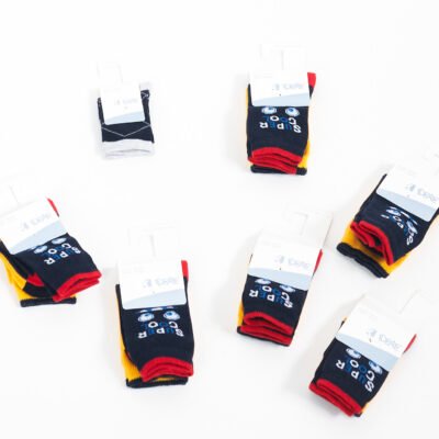 Idexe vaikiškos striukės vaikiški drabužiai džinsai vaikams megztiniai paltukai vaikiškos kelnės vaikiški rūbai išparduotuvė didmeninė prekyba pigūs rūbai drabužiai stock clothes wholesale outlet