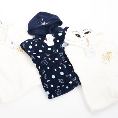 Kiabi rūbai urmu vaikiški rūbai striukės vaikams džinsai vaikams vaikiški drabužiai internetu stock clothes wholesale išparduotuvė outlet didmeninė prekyba pigūs rūbai drabužiai