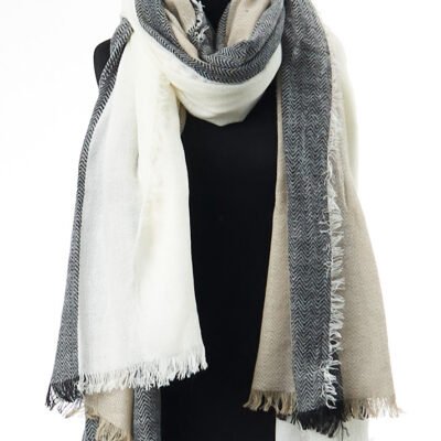 S.Oliver aksesuarai šalikai žieminės skaros megztiniai žieminės kepurės moteriški šalikai vilnoniai aksesuarai šilti šalikai išparduotuvė didmeninė prekyba pigūs rūbai drabužiai stock clothes wholesale outlet