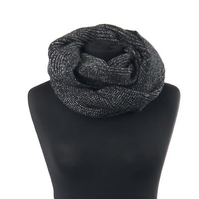 S.Oliver aksesuarai šalikai žieminės skaros megztiniai žieminės kepurės moteriški šalikai vilnoniai aksesuarai šilti šalikai išparduotuvė didmeninė prekyba pigūs rūbai drabužiai stock clothes wholesale outlet