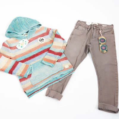 Scotch Soda firminiai rūbai vaikiški rūbai marškiniai džinsai mergaitėms striukė mergaitėms kostiumai berniukams vaikiškos suknelės drabužiai vaikams išparduotuvė didmeninė prekyba pigūs rūbai drabužiai stock clothes wholesale outlet