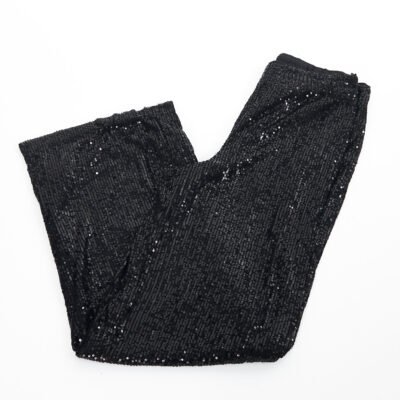 Vila suknelės megztiniai moterims paltai žieminės striukės palaidinės drabužiai stock clothes wholesale išparduotuvė didmeninė prekyba pigūs rūbai drabužiai outlet