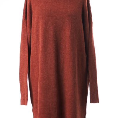 Vila suknelės megztiniai moterims paltai žieminės striukės palaidinės drabužiai stock clothes wholesale išparduotuvė didmeninė prekyba pigūs rūbai drabužiai outlet