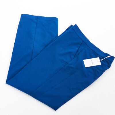 Vila suknelės megztiniai moterims paltai žieminės striukės palaidinės drabužiai stock clothes wholesale išparduotuvė didmeninė prekyba pigūs rūbai drabužiai outlet