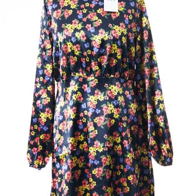 Vila suknelės megztiniai moterims paltai žieminės striukės palaidinės drabužiai stock clothes wholesale išparduotuvė didmeninė prekyba pigūs rūbai drabužiai outlet