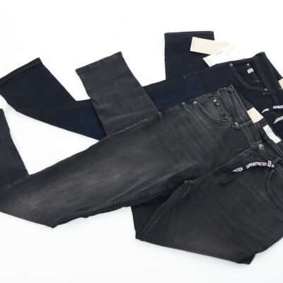 Tom Tailor vyriški džinsai Tom Tailor džinsai vyrams juodi džinsai firminiai rūbai tamsiai mėlyni džinsai džinsai internetu kelnės vyrams vyriški drabužiai išparduotuvė didmeninė prekyba pigūs rūbai drabužiai stock clothes wholesale outlet