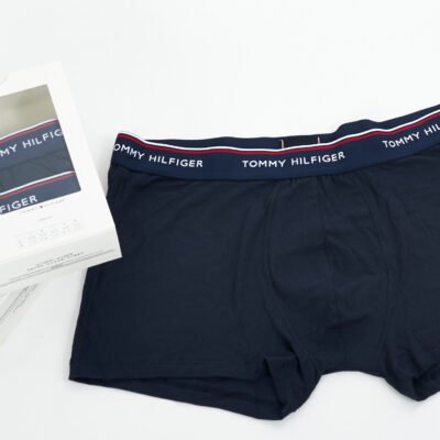 tommy hilfiger vyrams apatiniai šortai kelnaitės apatiniai vyrams rūbai outlet išparduotuvė didmeninė prekyba pigūs rūbai drabužiai stock clothes wholesale