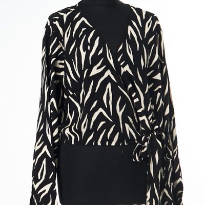 suknelės moterims megztiniai palaidinės VILA XXL drabužiai moteriški rūbai išparduotuvė didmeninė prekyba pigūs rūbai drabužiai stock clothes wholesale outlet