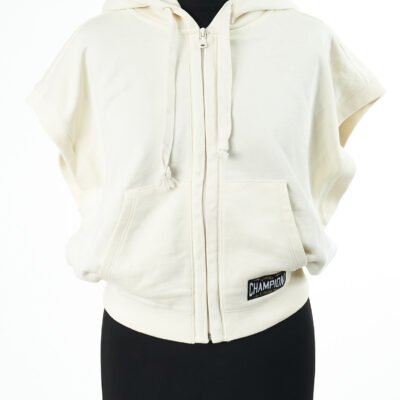 champion sportiniai drabužiai megztiniai marškinėliai šortai kelnės striukės sportiniai kostiumai moterims vyrams firminiai rūbai išparduotuvė didmeninė prekyba pigūs rūbai drabužiai stock clothes wholesale outlet