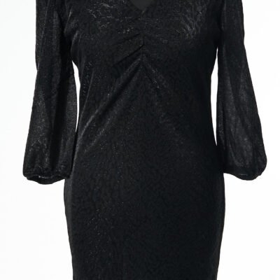 Saint Tropez suknelės striukės moterims megztiniai palaidinė kelnės kostiumai marškiniai drabužiai moterims išparduotuvė didmeninė prekyba pigūs rūbai drabužiai stock clothes wholesale outlet