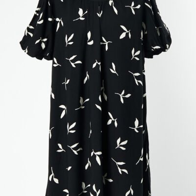 Selected moteriškos suknelės, vasaros apranga, ilgos ir trumpos suknelės, elegantiški audiniai, pavasario kolekcija, išparduotuvė, didmeninė prekyba, pigūs rūbai, drabužiai, stock clothes wholesale, outlet