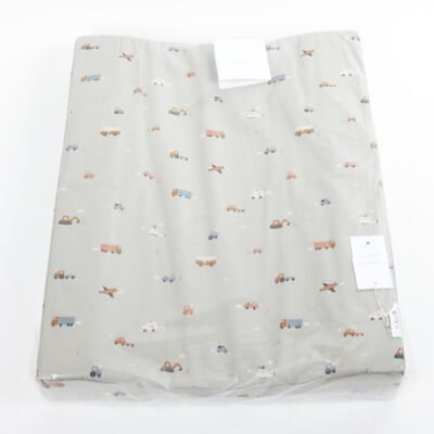 Liewood drabužiai vaikams vaikiški rūbai striukė vaikams aksesuarai vaikams vaikiški batai striukė mergaitėms išparduotuvė didmeninė prekyba pigūs rūbai stock clothes wholesale outlet