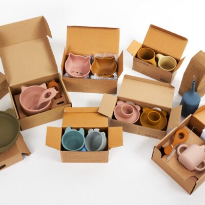 Liewood drabužiai vaikams vaikiški rūbai striukė vaikams aksesuarai vaikams vaikiški batai striukė mergaitėms išparduotuvė didmeninė prekyba pigūs rūbai stock clothes wholesale outlet